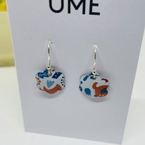 Small Pop Flower Tin Heart Earrings on Silver Wire / White/ Blue/ Orange