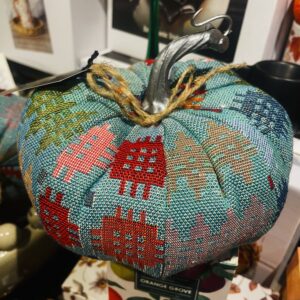 Blue Tapestry Design Pumpkin Med