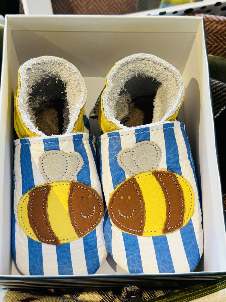 Esgidiau Babi Lledr Inch Blue Gwenynen 6-12 m