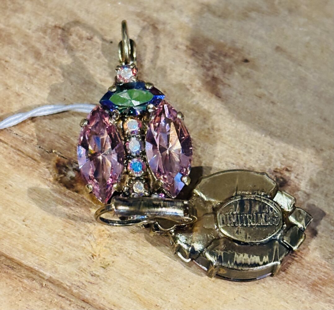 Clust Dlysau Mawr Grisial Dimitriadis - Image 2