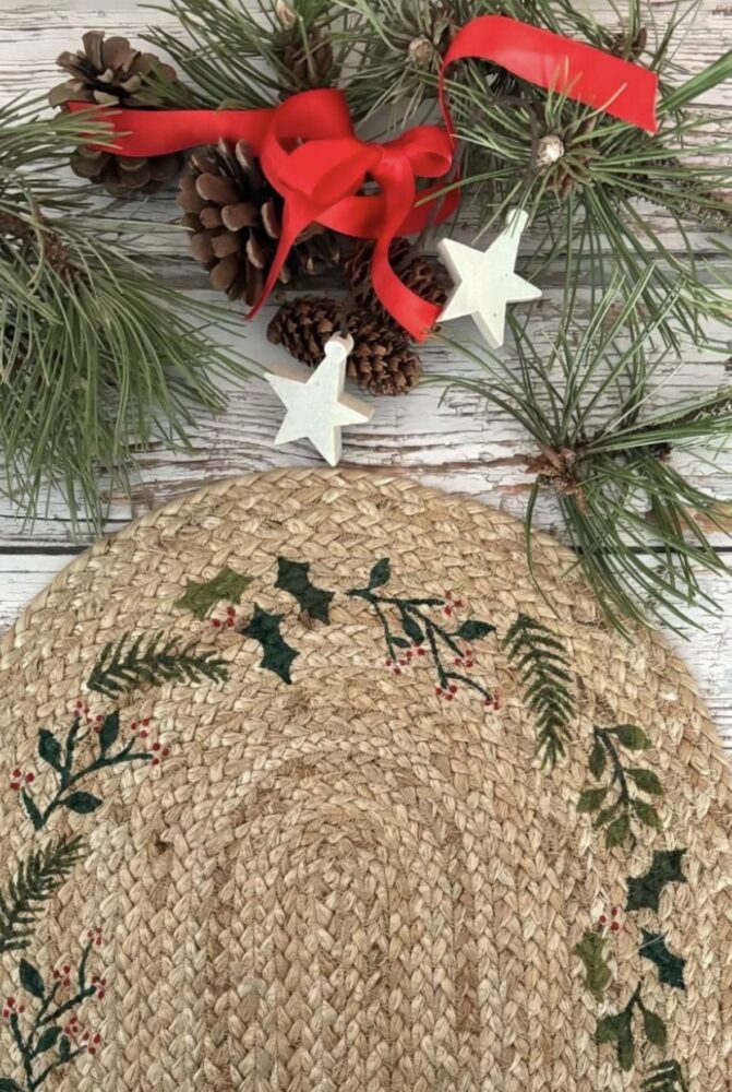 Jute Holly & Berry Christmas Table Runner